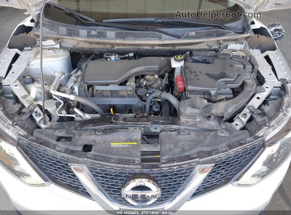 JN1BJ1CP4HW035382 2017 NISSAN ROGUE Silver Rear view