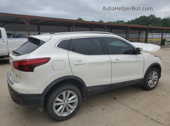 JN1BJ1CP4JW186776 2018 NISSAN ROGUE Белый 