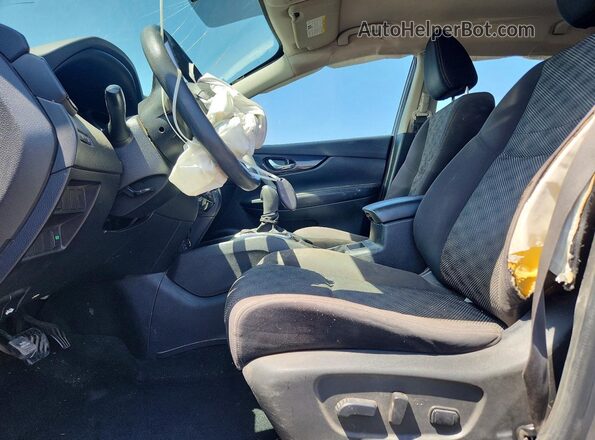JN1BJ1CP5HW033575 2017 NISSAN ROGUE Gray Front interior view