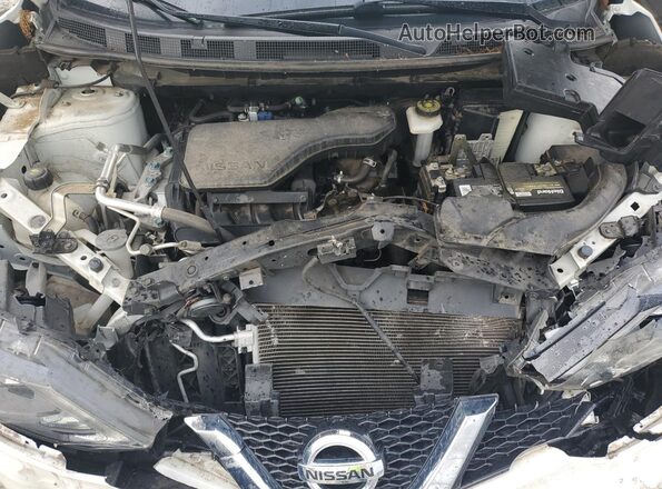 JN1BJ1CP7HW009357 2017 NISSAN ROGUE White Vista del compartimento del motor
