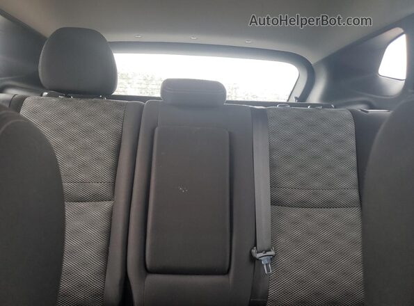 JN1BJ1CP7HW009357 2017 NISSAN ROGUE White Vista de los asientos traseros