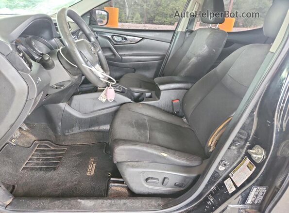 JN1BJ1CP7KW227614 2019 NISSAN ROGUE Black Front interior view