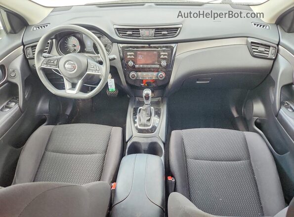 JN1BJ1CP8HW027480 2017 NISSAN ROGUE White Dashboard view