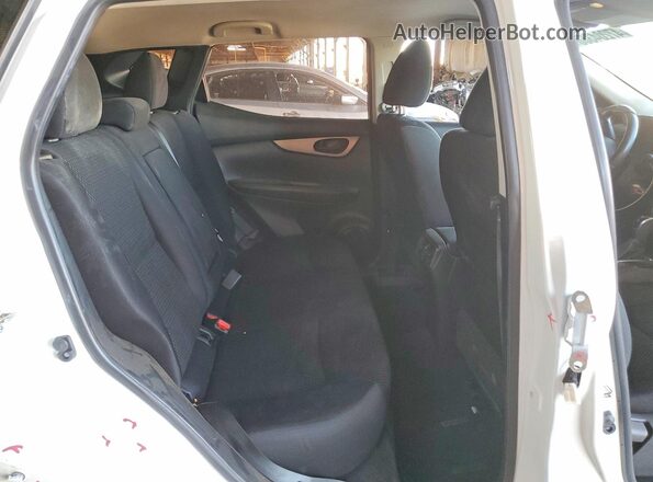 JN1BJ1CPXKW240664 2019 NISSAN ROGUE White Вид задніх сидінь