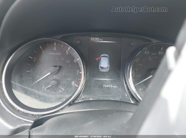 JN1BJ1CR9HW112569 2017 NISSAN ROGUE Gray Widok tylnych siedzeń