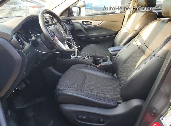 JN1BJ1CV2LW271732 2020 NISSAN ROGUE Gray წინა სალონის ხედი