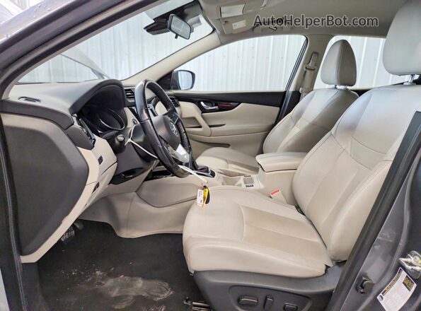 JN1BJ1CV3NW351818 2022 NISSAN ROGUE Gray Vista interior delantera