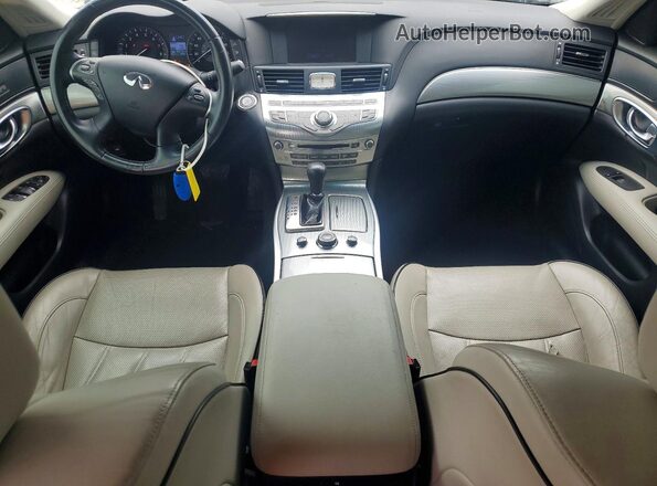 JN1BY1AP3JM180882 2018 INFINITI Q70 Gray Dashboard view