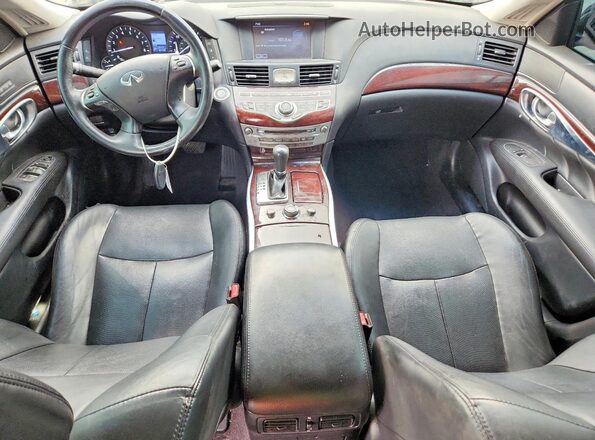 JN1BY1AP9HM740348 2017 INFINITI Q70 Gray Widok deski rozdzielczej