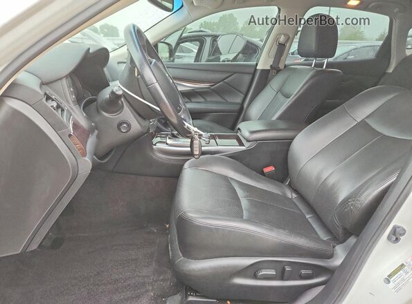 JN1BY1AR2KM585554 2019 INFINITI Q70 White Vista interior delantera