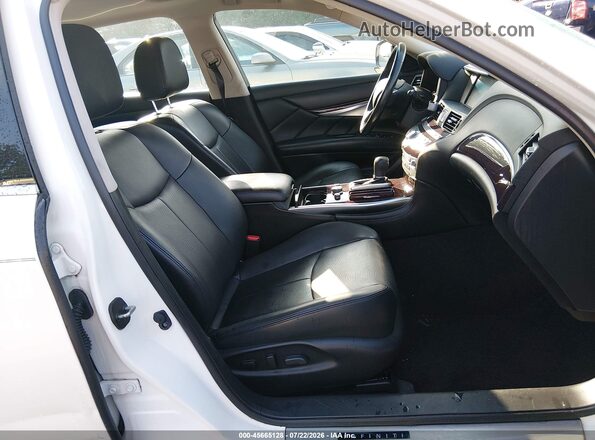 JN1BY1PP2KM685045 2019 INFINITI Q70L White Սալոնի դիմացի տեսք