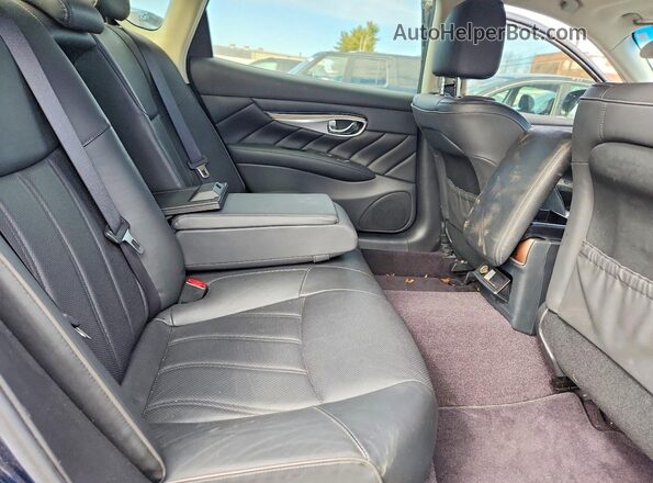 JN1BY1PR2KM725156 2019 INFINITI Q70L Blue Rear seats view