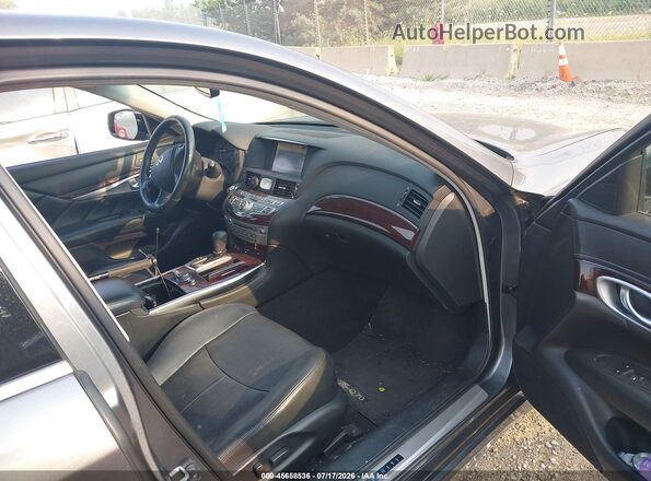 JN1BY1PR4JM370263 2018 INFINITI Q70L Gray Vista interior delantera