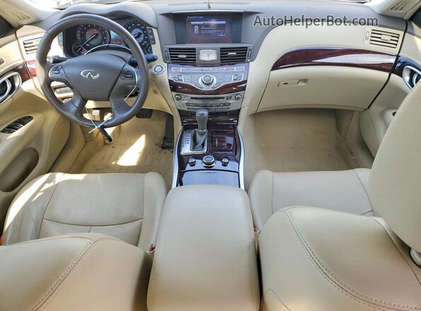 JN1BY1PRXHM210804 2017 INFINITI Q70L White წინა პანელის ხედი