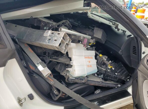 JN1BZ4BH2RM365796 2024 NISSAN Z White Вид підкапотного простору