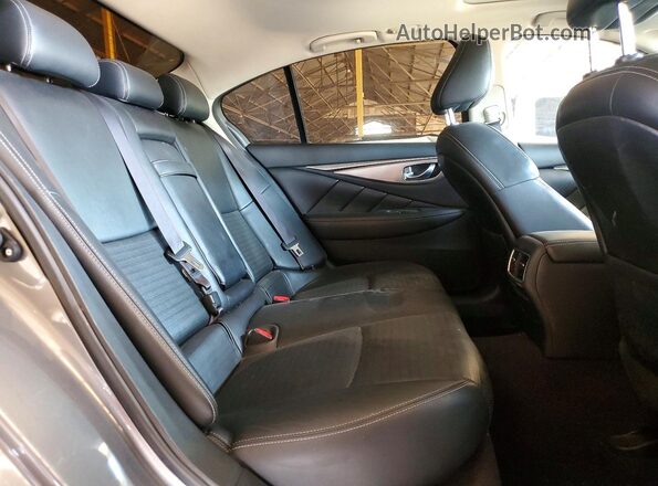 JN1CV7AP8HM640922 2017 INFINITI Q50 Gray Vista de los asientos traseros