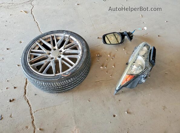 JN1CV7AP8HM640922 2017 INFINITI Q50 Gray Vista del compartimento del motor