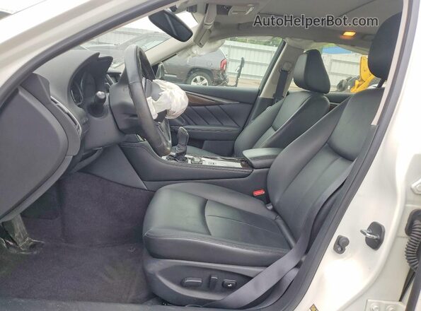 JN1CV7AR1JM280609 2018 INFINITI Q50 White Front interior view