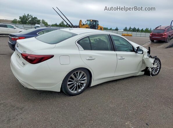 JN1CV7AR1JM280609 2018 INFINITI Q50 White Rear right