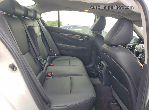 JN1CV7AR1JM280609 2018 INFINITI Q50 White Rear seats view