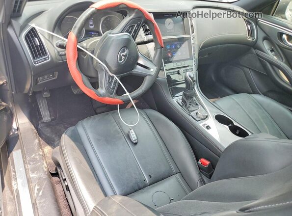 JN1CV7EK2JM200456 2018 INFINITI Q60 Gray Dashboard view