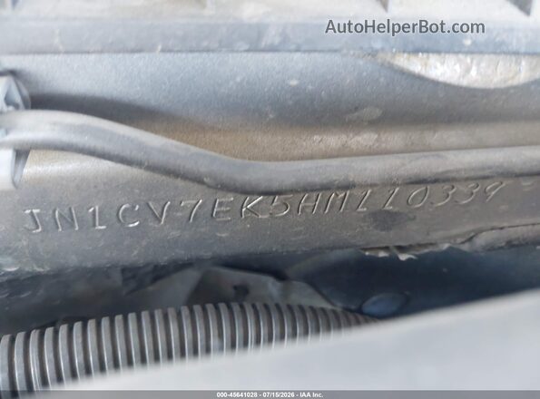 JN1CV7EK5HM110339 2017 INFINITI Q60 Gray Engine compartment view