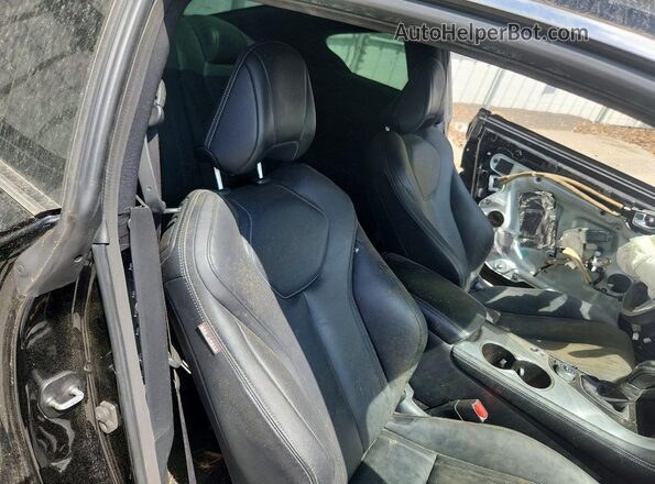 JN1CV7EL9HM320046 2017 INFINITI Q60 Black Rear seats view