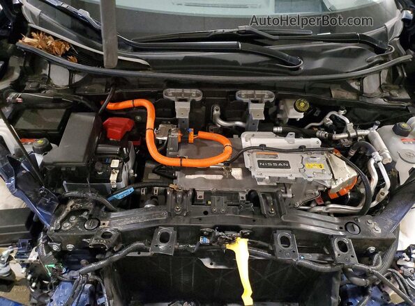 JN1DF0BB5RM736875 2024 NISSAN ARIYA Blue Widok komory silnika