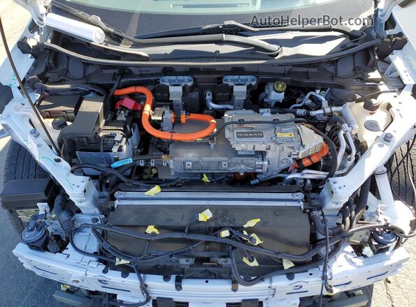 JN1DF0BB7RM735985 2024 NISSAN ARIYA White Vista del compartimento del motor
