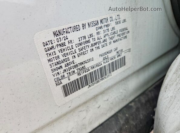 JN1DF0BB7RM743312 2024 NISSAN ARIYA White Vista de la etiqueta del VIN