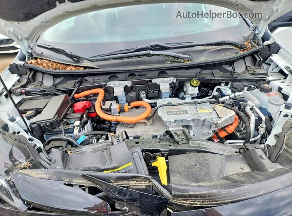 JN1DF0BB7RM743312 2024 NISSAN ARIYA White Vista del compartimento del motor