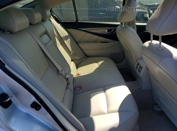 JN1EV7AP0HM731675 2017 INFINITI Q50 Silver Հետևի նստատեղերի տեսք