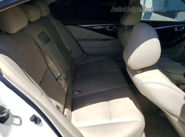 JN1EV7AP0JM362595 2018 INFINITI Q50 White Հետևի նստատեղերի տեսք