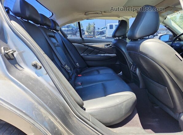 JN1EV7AP1HM736982 2017 INFINITI Q50 Gray Vista de los asientos traseros