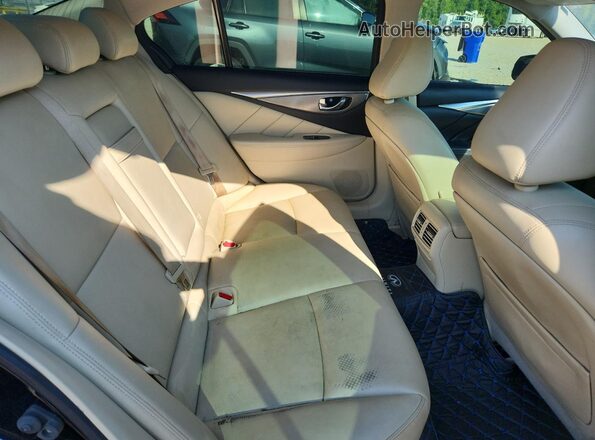 JN1EV7AP1HM738733 2017 INFINITI Q50 Black Հետևի նստատեղերի տեսք