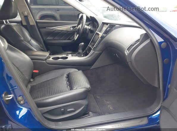 JN1EV7AP1JM357728 2018 INFINITI Q50 Blue წინა სალონის ხედი