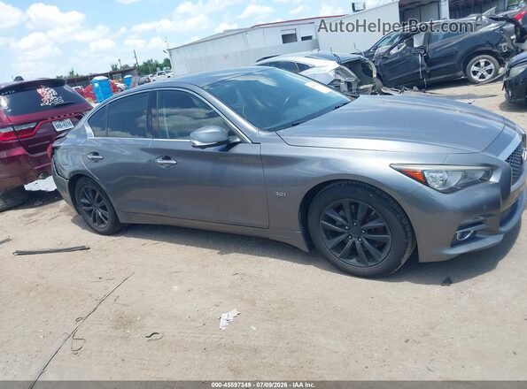 JN1EV7AP3GM304022 2016 INFINITI Q50 Gray Rear interior view