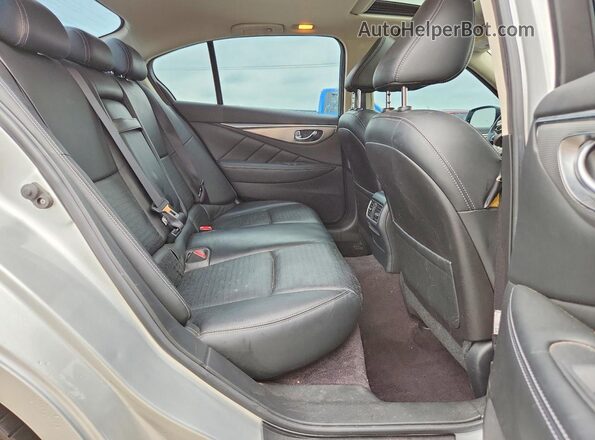 JN1EV7AP3HM733890 2017 INFINITI Q50 Silver Widok tylnych siedzeń