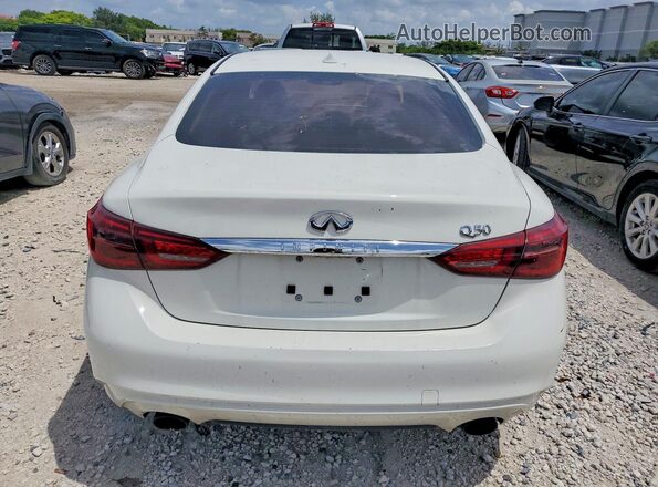 JN1EV7AP3JM591336 2018 INFINITI Q50 White უკანა ხედი