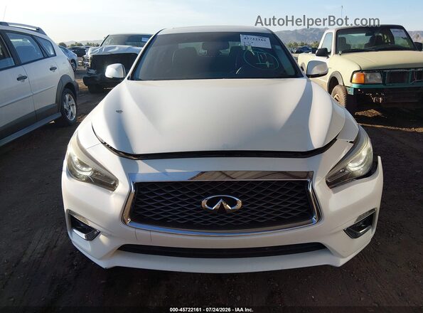 JN1EV7AP4JM351857 2018 INFINITI Q50 White Դիմացի տեսք