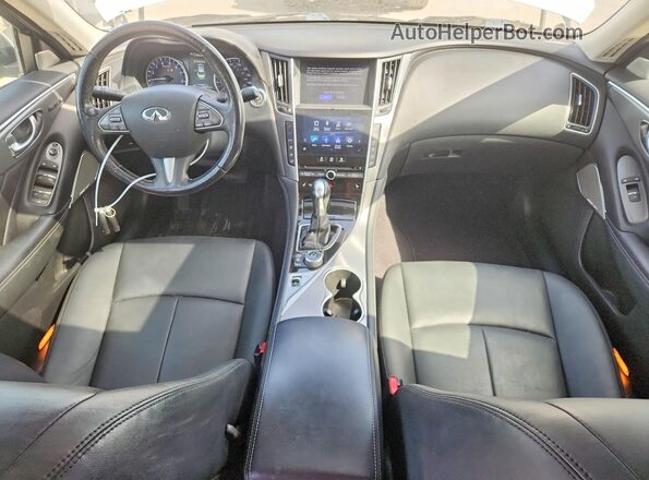 JN1EV7AP5HM736998 2017 INFINITI Q50 White Widok deski rozdzielczej