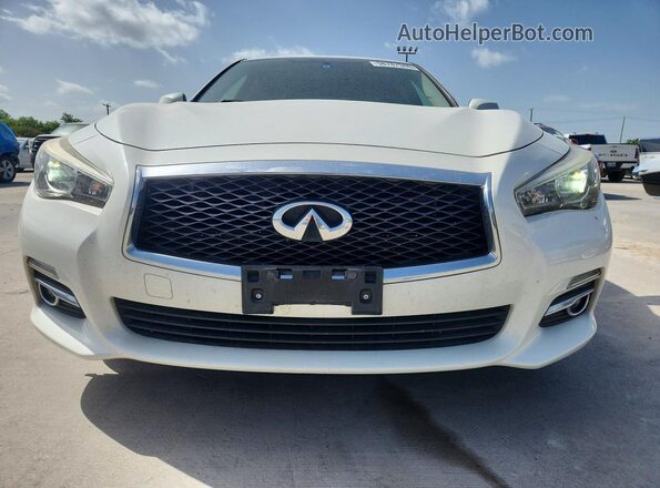 JN1EV7AP5HM736998 2017 INFINITI Q50 White Widok z przodu