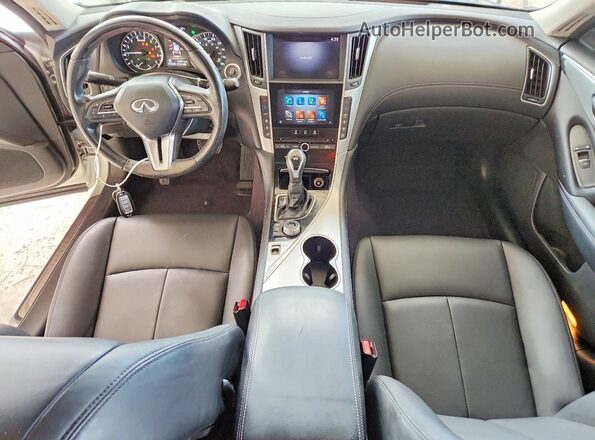 JN1EV7AP5LM208516 2020 INFINITI Q50 Серебряный Вид панели приборов