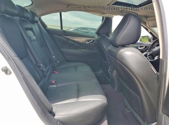 JN1EV7AP6HM738260 2017 INFINITI Q50 White Հետևի նստատեղերի տեսք