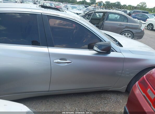 JN1EV7AP6JM350970 2018 INFINITI Q50 Серебряный Вид задней части салона