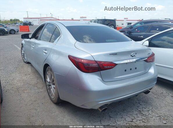 JN1EV7AP6JM350970 2018 INFINITI Q50 Серебряный Задняя левая четверть