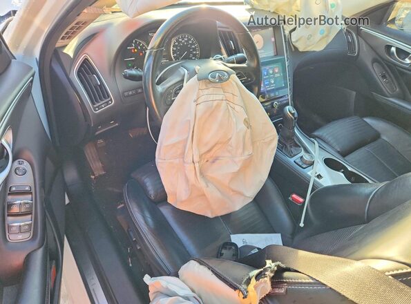 JN1EV7AP6JM366361 2018 INFINITI Q50 White Вид панелі приладів