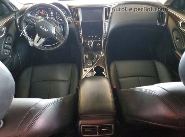 JN1EV7AP7JM350623 2018 INFINITI Q50 White Вид панелі приладів