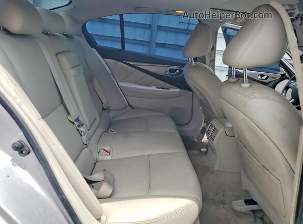 JN1EV7AP8HM736624 2017 INFINITI Q50 Silver უკანა სავარძლების ხედი