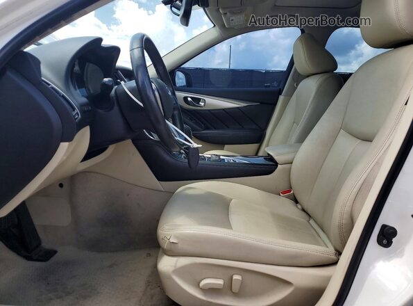 JN1EV7AP8KM540724 2019 INFINITI Q50 White Front interior view